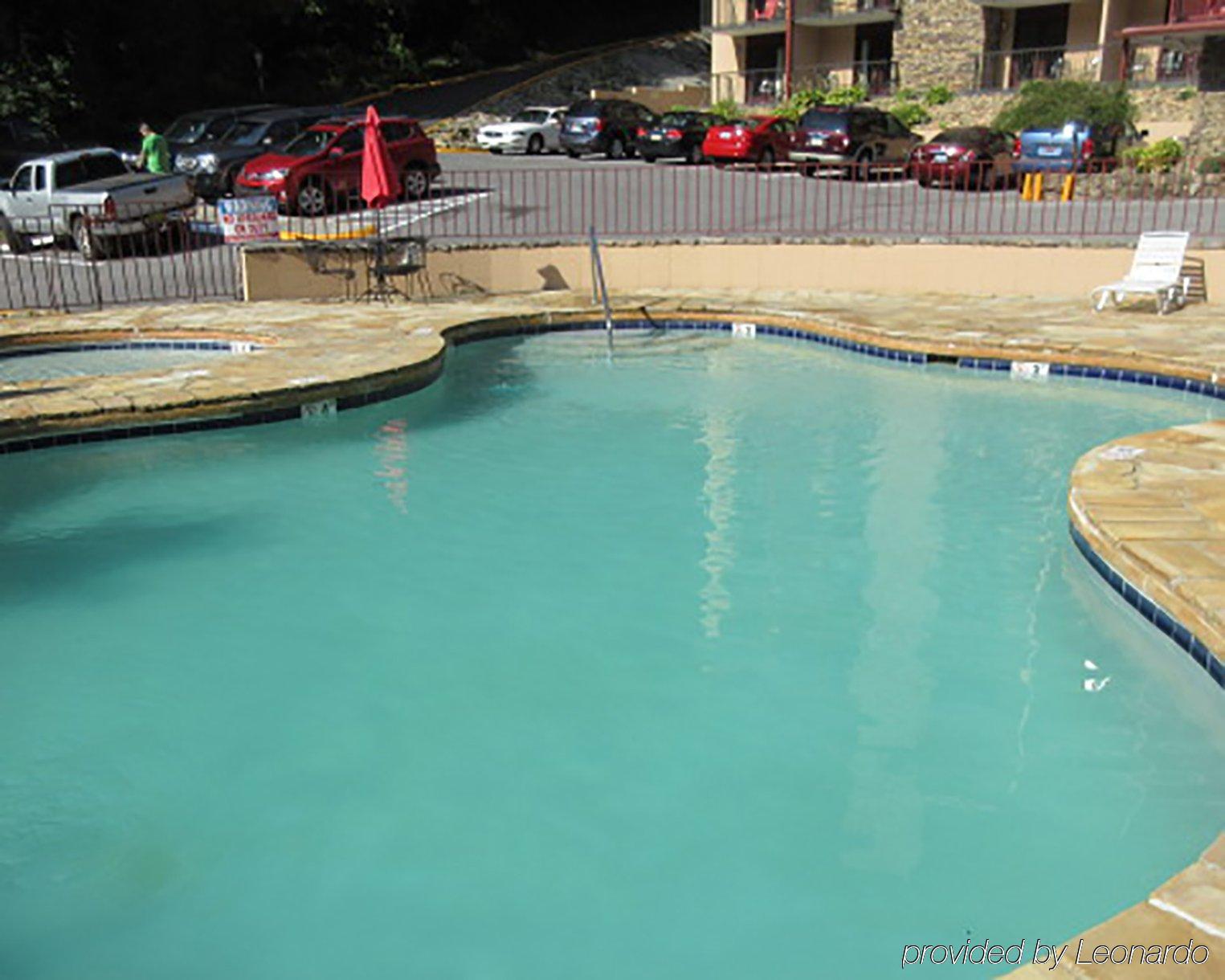 Quality Inn & Suites Gatlinburg Esterno foto