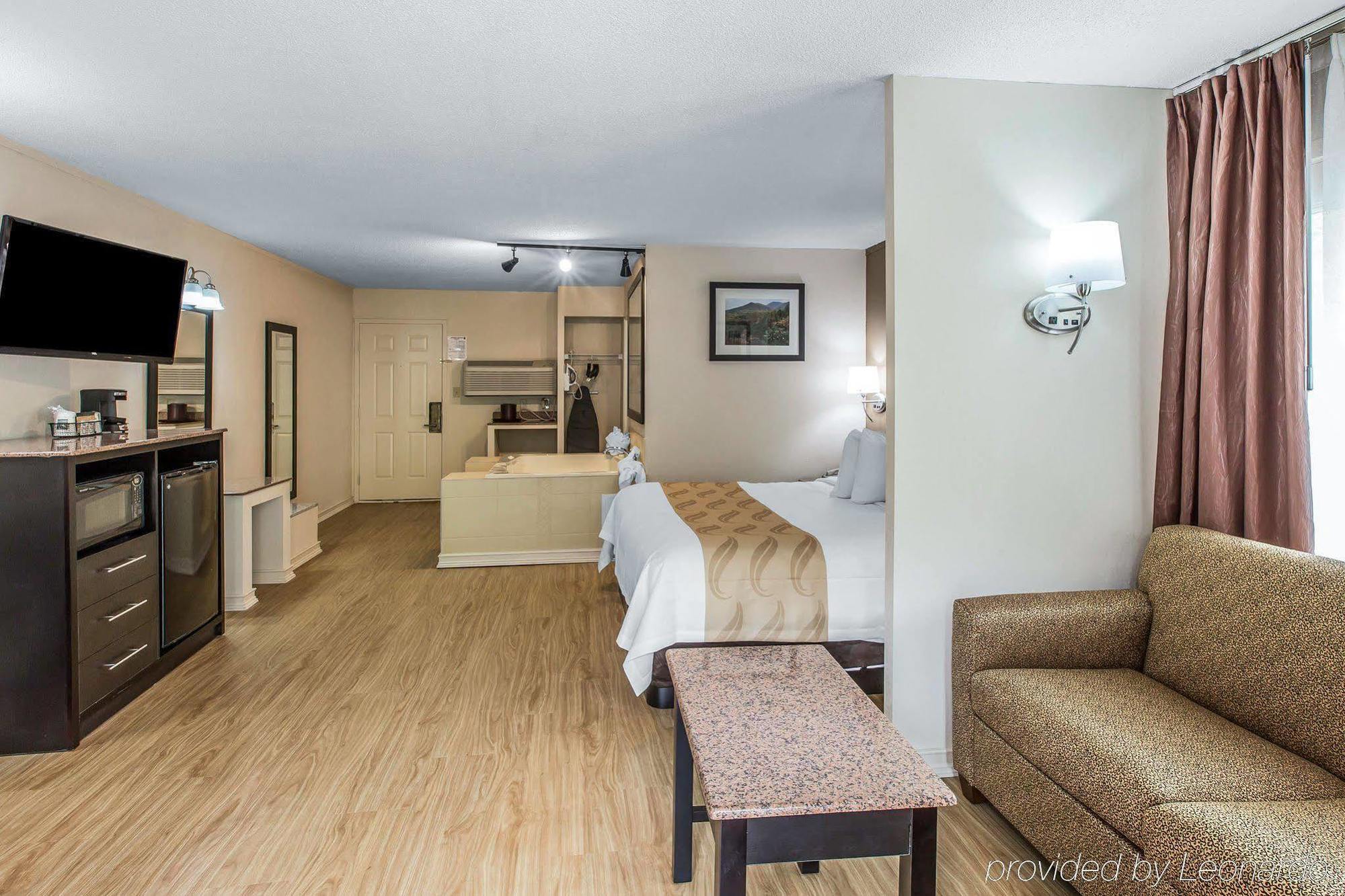 Quality Inn & Suites Gatlinburg Esterno foto